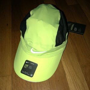 nike tailwind running hat